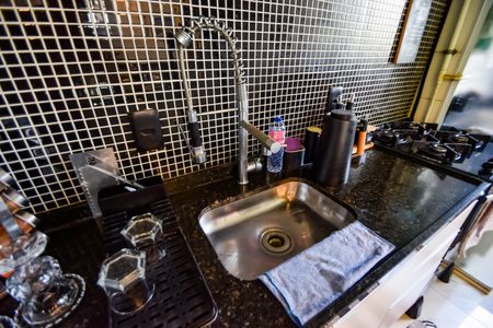 Apartamento à venda com 48m², 2 quartos e 1 vaga Apartamento à venda com 48m², 2 quartos e 1 vagaCozinha