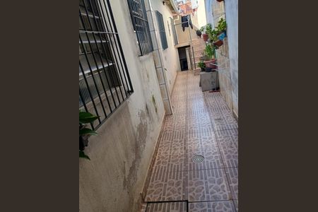 Casa à venda com 82m², 2 quartos e 1 vaga