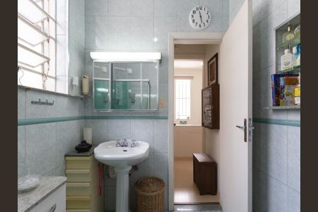 Casa à venda com 210m², 3 quartos e 2 vagas