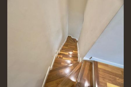Casa à venda com 120m², 3 quartos e 2 vagas