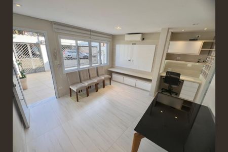 Casa à venda com 120m², 3 quartos e 2 vagas