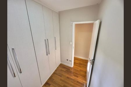 Casa à venda com 120m², 3 quartos e 2 vagas