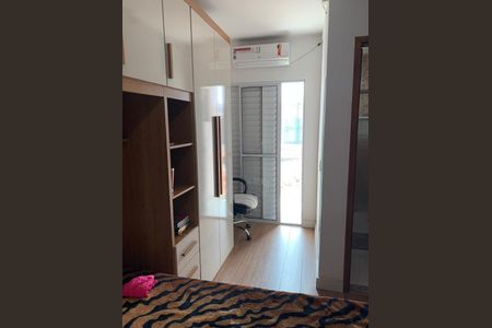 Casa à venda com 110m², 3 quartos e 2 vagas