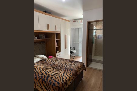 Casa à venda com 110m², 3 quartos e 2 vagas