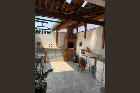 Casa à venda com 110m², 3 quartos e 2 vagas