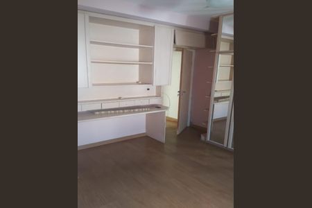 Casa à venda com 190m², 3 quartos e sem vaga