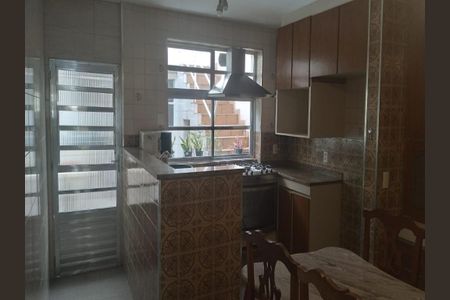 Casa à venda com 190m², 3 quartos e sem vaga