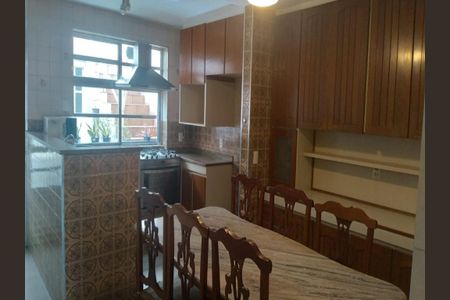 Casa à venda com 190m², 3 quartos e sem vaga