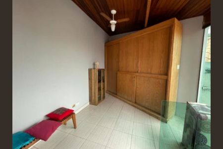 Casa à venda com 164m², 3 quartos e 3 vagas