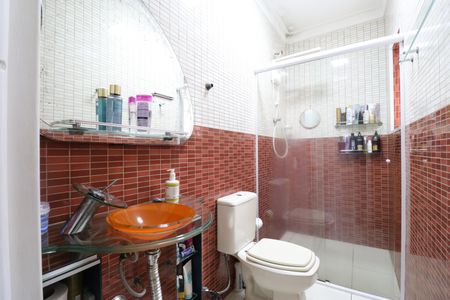 Casa à venda com 220m², 3 quartos e 1 vagaBanheiro da Suíte