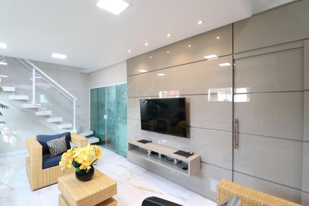 Casa à venda com 220m², 3 quartos e 1 vagaSala 2