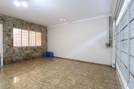 Casa à venda com 220m², 3 quartos e 1 vagaGaragem