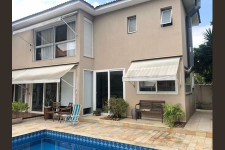 Casa de condomínio à venda com 499m², 4 quartos e 4 vagas