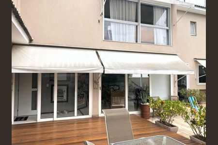 Casa de condomínio à venda com 499m², 4 quartos e 4 vagas