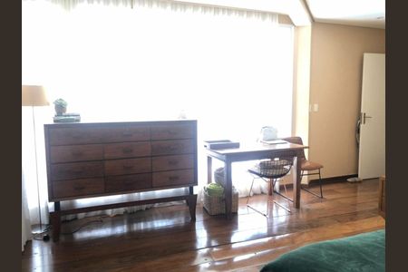 Casa de condomínio à venda com 499m², 4 quartos e 4 vagas