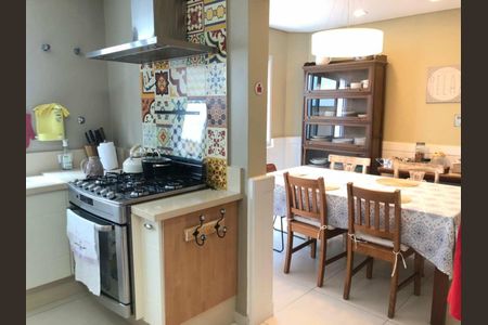 Casa de condomínio à venda com 499m², 4 quartos e 4 vagas