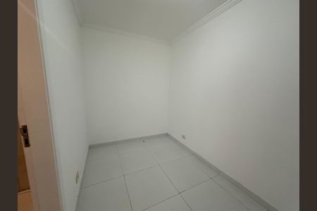 Casa de condomínio à venda com 1200m², 4 quartos e 4 vagas Casa de condomínio à venda com 1200m², 4 quartos e 4 vagasQuarto de Serviço