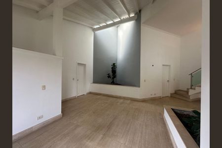 Casa de condomínio à venda com 1200m², 4 quartos e 4 vagas Casa de condomínio à venda com 1200m², 4 quartos e 4 vagasSala