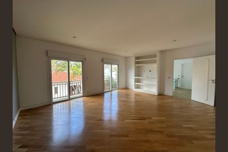 Casa de condomínio à venda com 1200m², 4 quartos e 4 vagas Casa de condomínio à venda com 1200m², 4 quartos e 4 vagasSuíte 4