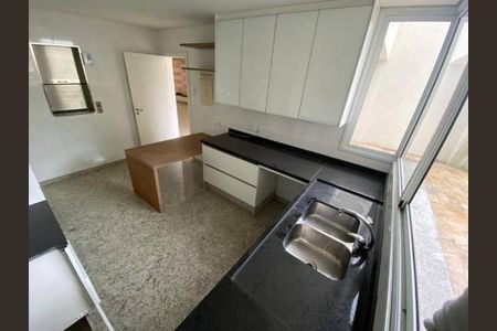 Casa à venda com 425m², 4 quartos e 4 vagas