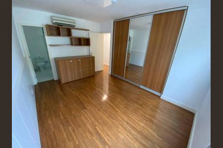 Casa à venda com 425m², 4 quartos e 4 vagas