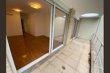 Casa à venda com 425m², 4 quartos e 4 vagas