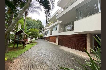 Casa à venda com 425m², 4 quartos e 4 vagas