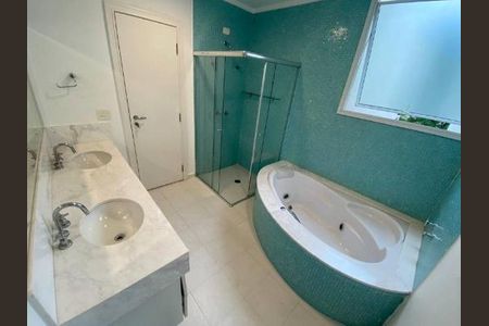 Casa à venda com 425m², 4 quartos e 4 vagas