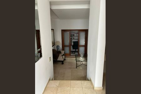 Casa de condomínio à venda com 501m², 4 quartos e 5 vagas
