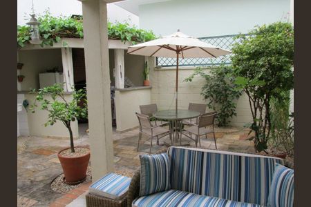 Casa de condomínio à venda com 409m², 4 quartos e 3 vagas