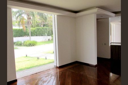 Casa de condomínio à venda com 620m², 4 quartos e 10 vagas