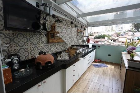Casa de condomínio à venda com 240m², 3 quartos e 3 vagas
