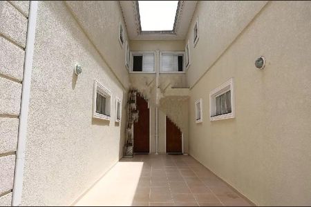 Casa de condomínio à venda com 240m², 3 quartos e 3 vagas