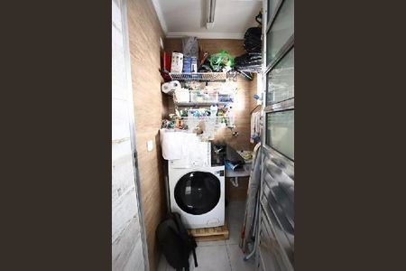 Casa de condomínio à venda com 240m², 3 quartos e 3 vagas