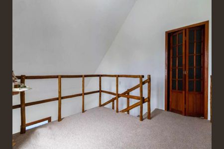 Casa de condomínio à venda com 360m², 3 quartos e 4 vagas