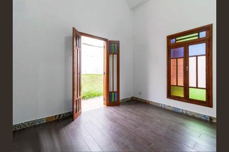Casa de condomínio à venda com 360m², 3 quartos e 4 vagas