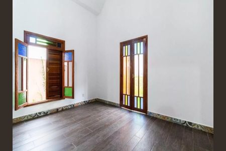 Casa de condomínio à venda com 360m², 3 quartos e 4 vagas