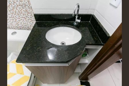 Casa de condomínio à venda com 65m², 2 quartos e 1 vaga