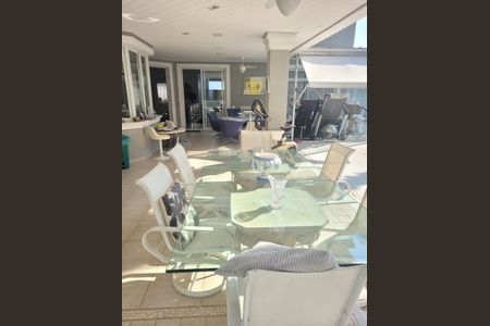 Casa de condomínio à venda com 800m², 4 quartos e 3 vagas