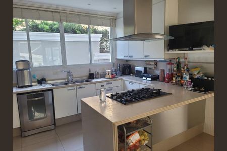 Casa de condomínio à venda com 800m², 4 quartos e 3 vagas