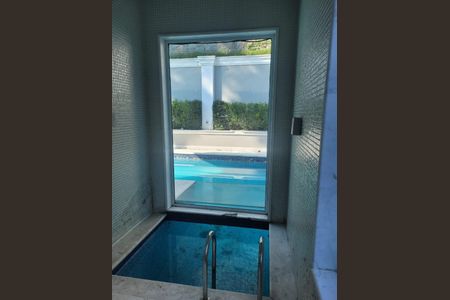 Casa de condomínio à venda com 800m², 4 quartos e 3 vagas