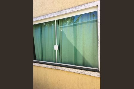 Casa de condomínio à venda com 60m², 2 quartos e 2 vagas
