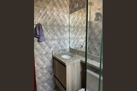 Casa de condomínio à venda com 60m², 2 quartos e 2 vagas