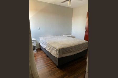 Casa de condomínio à venda com 60m², 2 quartos e 2 vagas