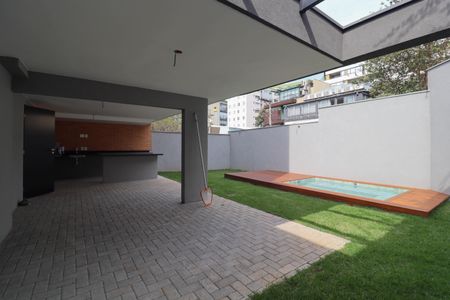 Casa de condomínio à venda com 276m², 3 quartos e 3 vagas Casa de condomínio à venda com 276m², 3 quartos e 3 vagasÁrea gourmet