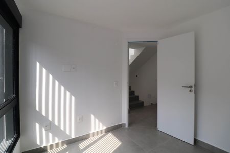 Casa de condomínio à venda com 276m², 3 quartos e 3 vagas Casa de condomínio à venda com 276m², 3 quartos e 3 vagasQuarto 1