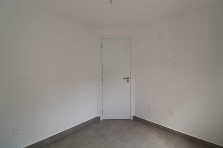 Casa de condomínio à venda com 276m², 3 quartos e 3 vagas Casa de condomínio à venda com 276m², 3 quartos e 3 vagasQuarto 2