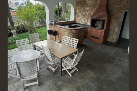 Casa à venda com 980m², 6 quartos e 7 vagas