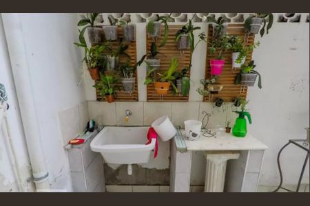 Casa à venda com 120m², 2 quartos e 2 vagas