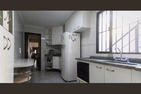 Casa à venda com 170m², 4 quartos e 1 vaga